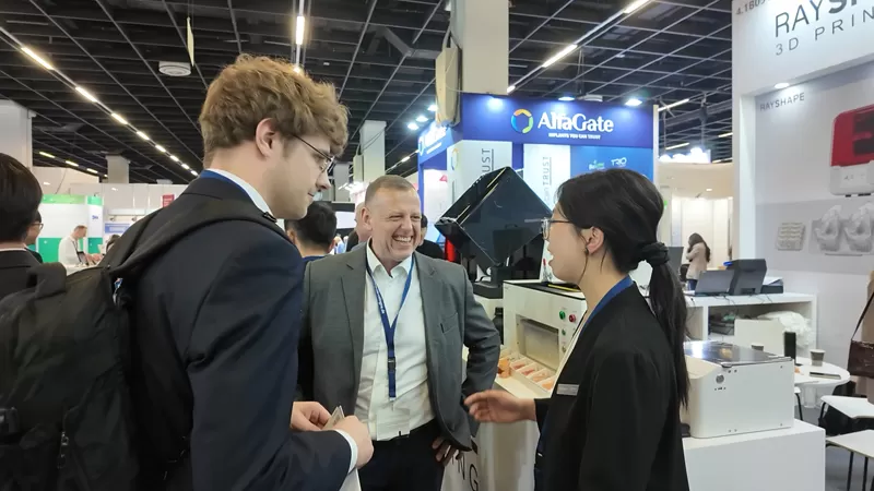 Edge Mini Chairside 3D Printer Makes Its Overseas Debut