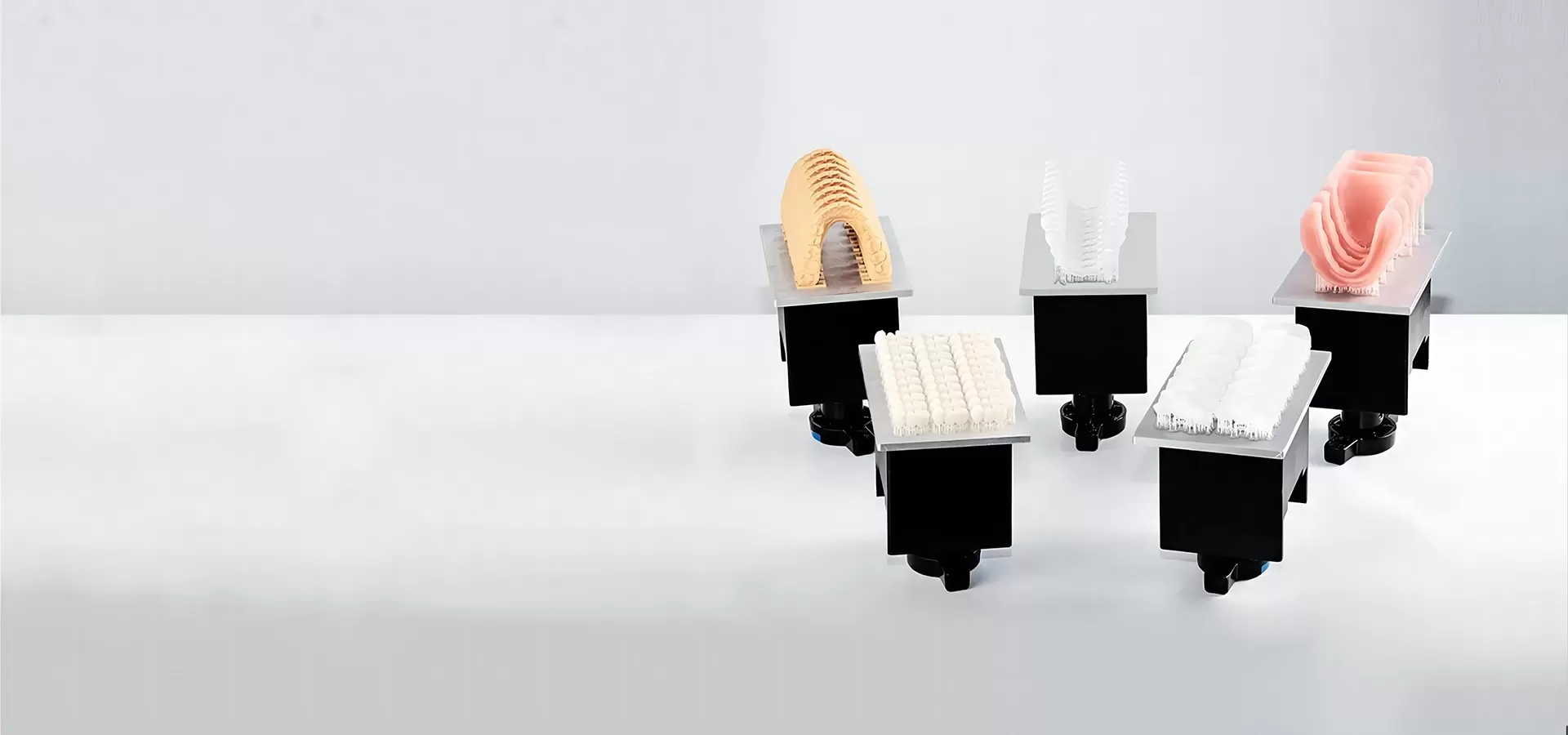 Diş laboratuarları ve uygulamaları için yüksek doğruluklu 3D baskı reçineleri